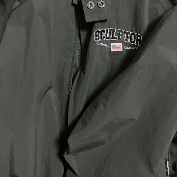 스컬프터 바람막이