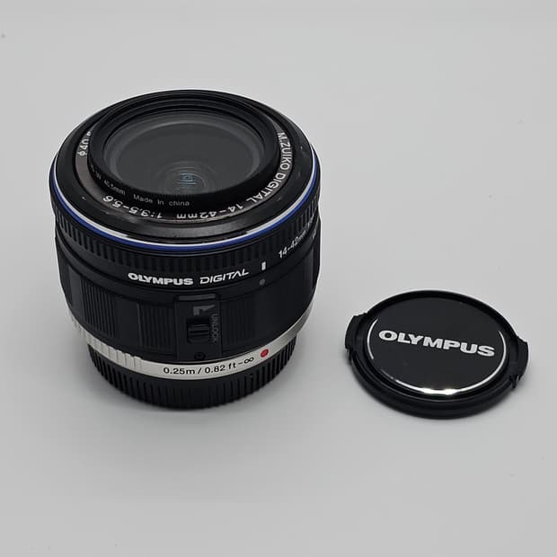 올림푸스 M.ZUIKO DIGITAL 14-42mm 렌즈