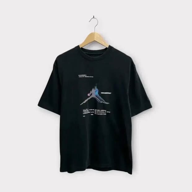 나이키 엔지니어드 조던 반팔 티셔츠 M