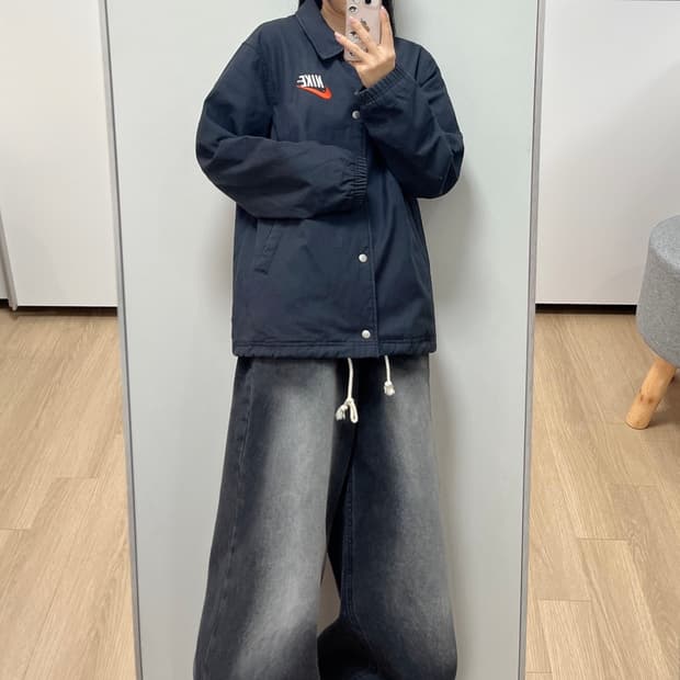 나이키 NSW 자수로고 누빔안감 블랙 코치 자