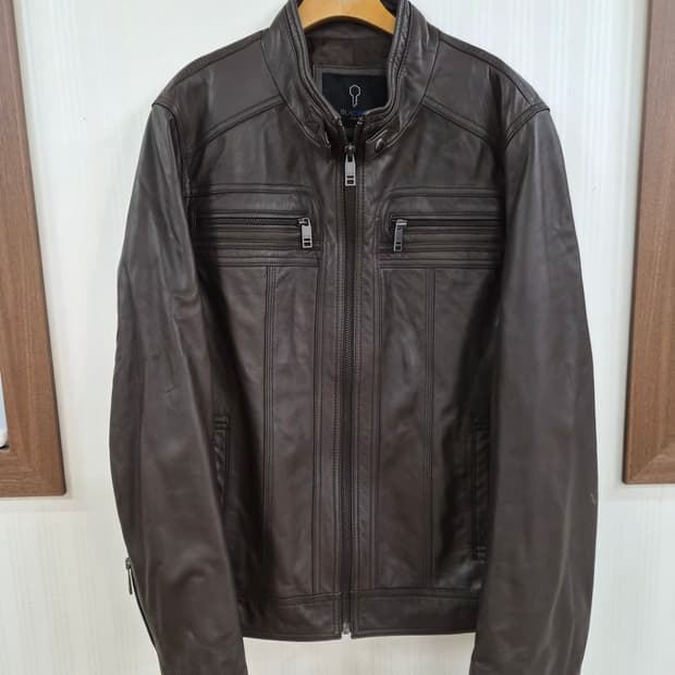 110) 블랙키 레더 자켓 팝니다