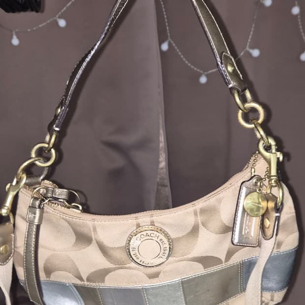 코치 coach 2002s monogram shoulder bag ✨️