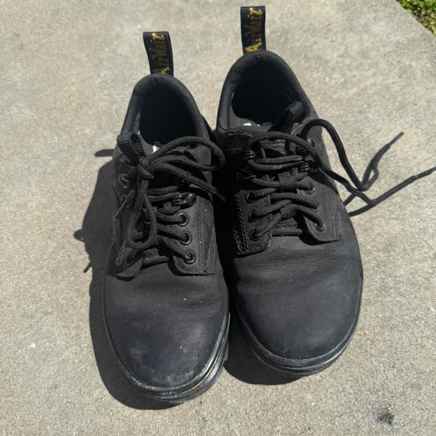 닥터마틴 리더 와이오밍 레더 유틸리티 슈즈 블랙 230