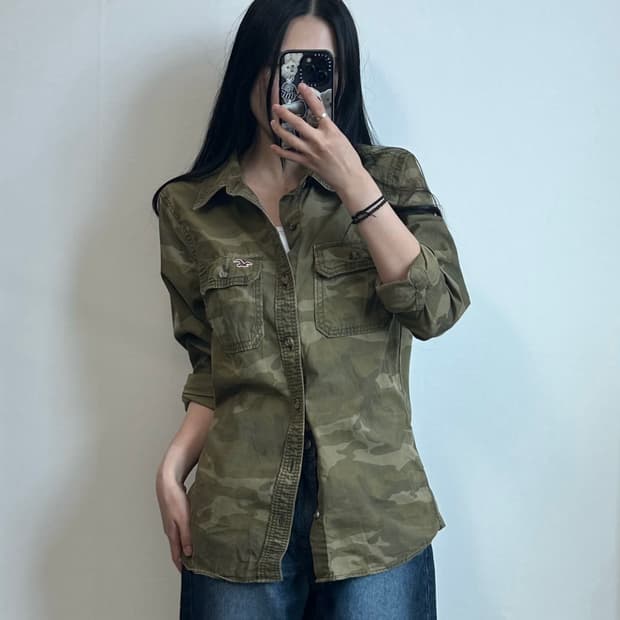 홀리스터 자수로고 카모플라쥬 포켓 셔츠