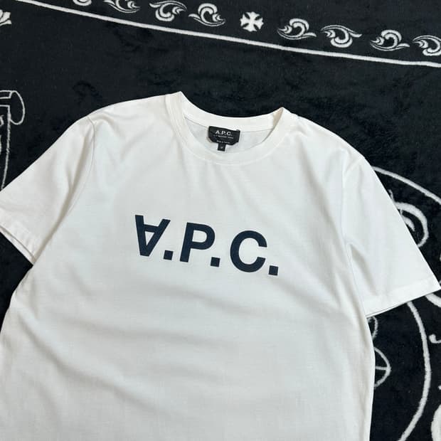 아페쎄 APC 21ss 반팔(세탁완)