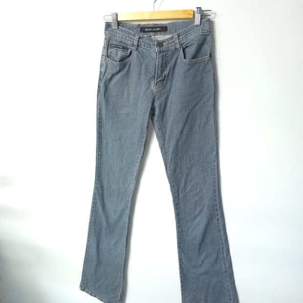 DKNY 부츠컷 청바지 (여성25~26)
