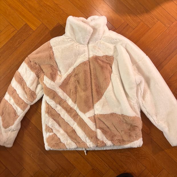 아디다스 오리지널스 쉐르파 트랙 퍼 재킷