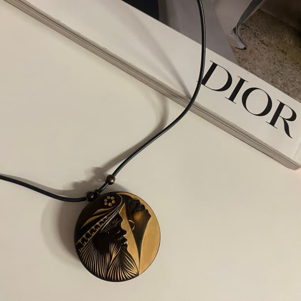 우드조각 팬던트 목걸이