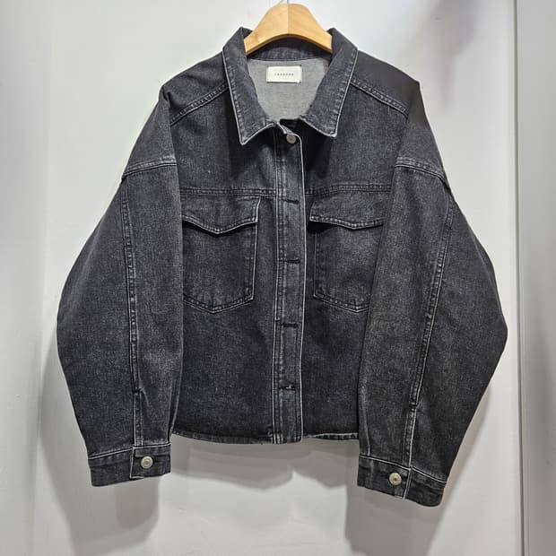 남녀공용 블랙 빈티지 데님 자켓