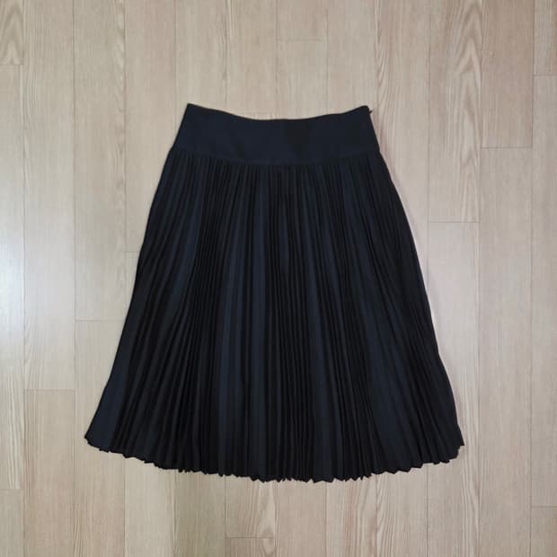 DKNY 블랙 심플 플리츠 스커트