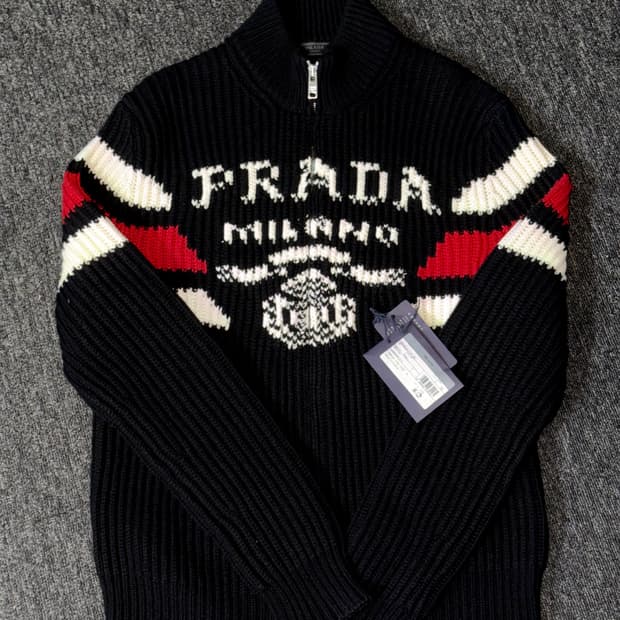 프라다 캐시미어 자카드 니트 집업 50사이즈(95-100)