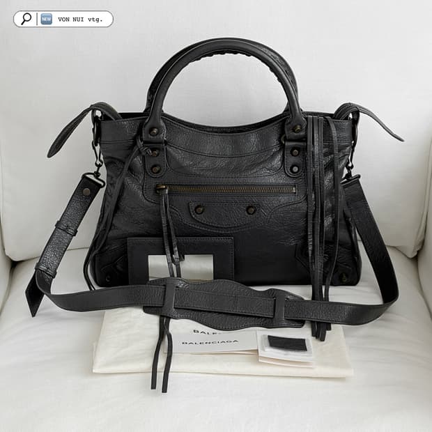 발렌시아가 클래식 시티 타운백 판매합니다.