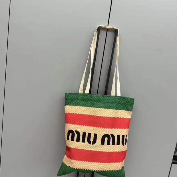 미우미우 에코백 캔버스 숄더백
