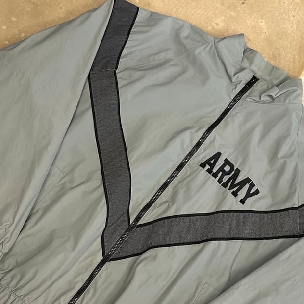 L US ARMY IPFU 바람막이 