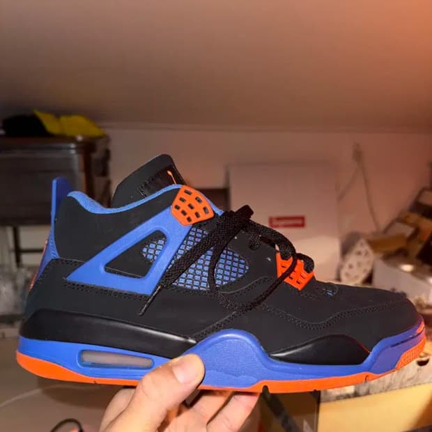 Jordan4 Cavs 275