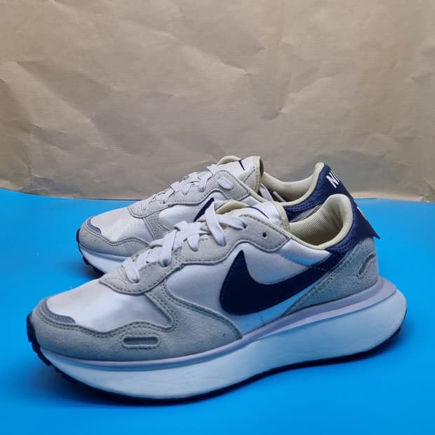 나이키 피닉스 와플 여성운동화240 