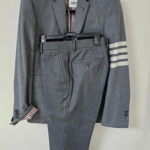 톰브라운 사선완장 플란넬 100% 울 자켓 셋업(2/100)