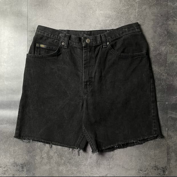 Lee 90s USA 리 블랙 컷오프 데님 쇼츠 31-32