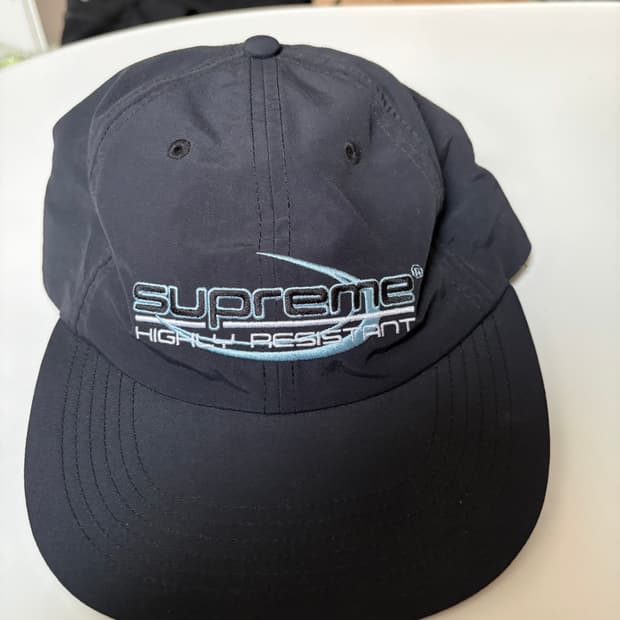 Supreme 나일론 캡