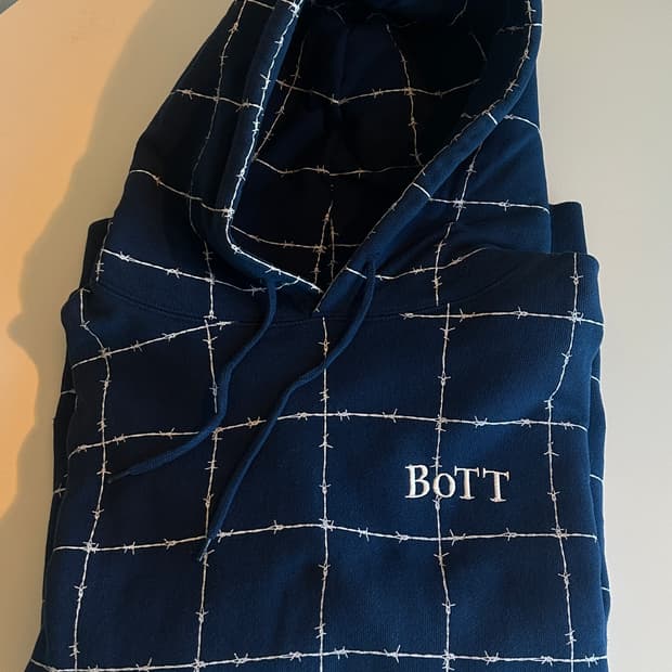 [판매]BoTT 철조망후디 XL