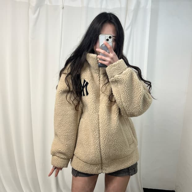 MLB Beige Fleece Jacket
