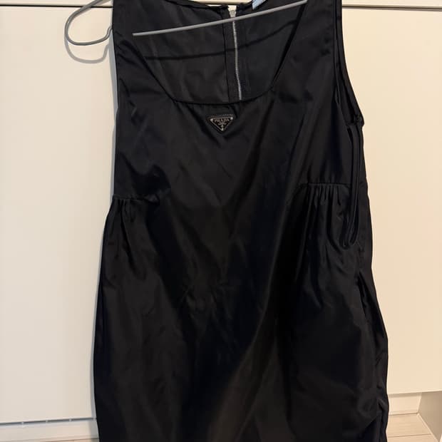 프라다 원피스