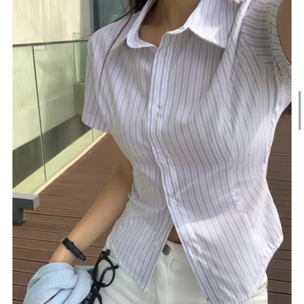 리얼코코 로셀 라인 반팔 스프라이프 셔츠