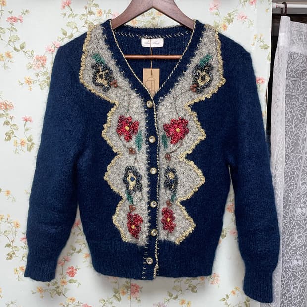 플로럴 자수 가디건