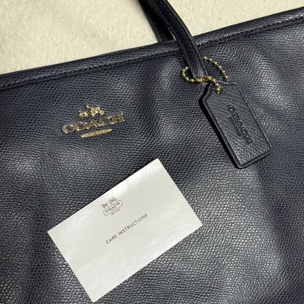 💙Coach 코치 네이비 페블드 레더 숄더백 토트백