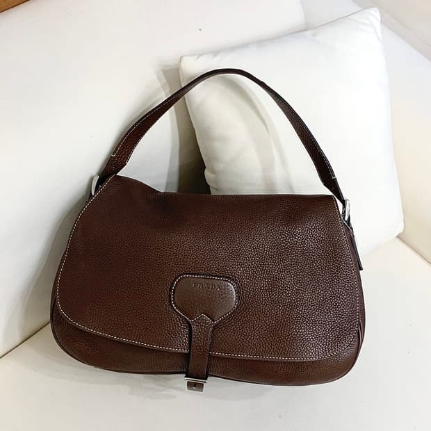 프라다 레더 숄더백 (정품)