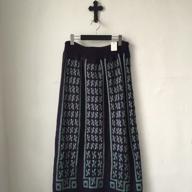 Pattern knit skirt