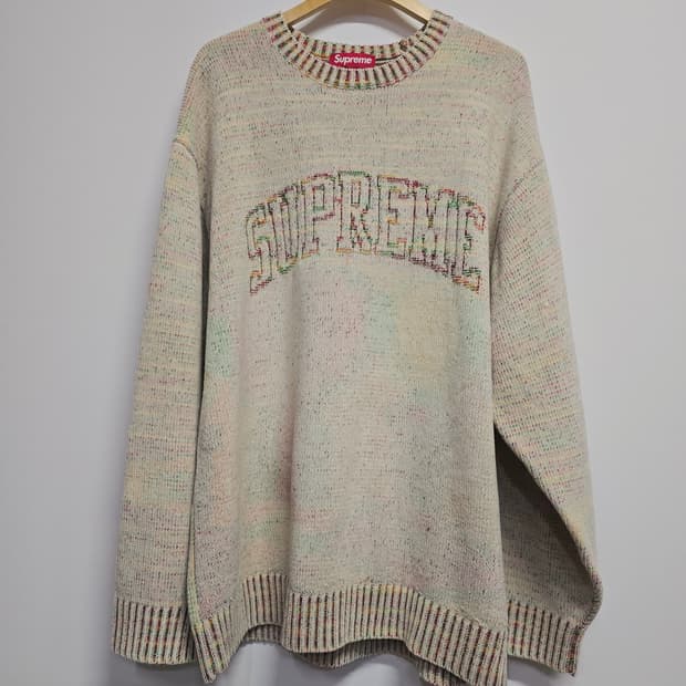 슈프림 콘트라스트 아크  스웨터 화이트