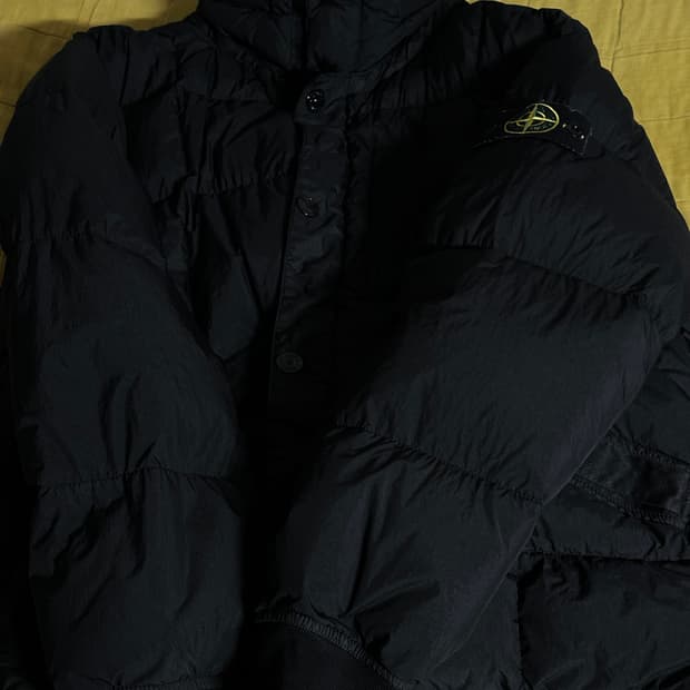 스톤아일랜드 19FW 크링클랩스 블랙 110 국내공식 극미중고 판매