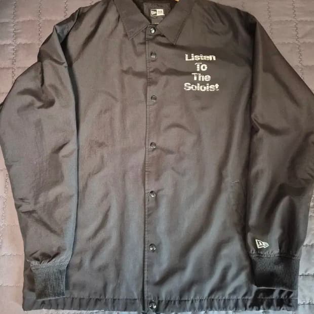 뉴에라x솔로이스트 코치자켓 블랙 XL