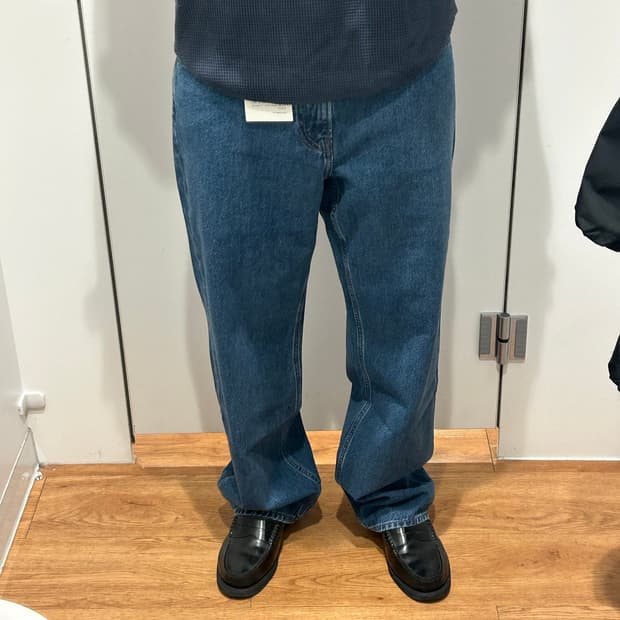 유니클로 jw앤더슨 스트레이트 진 31