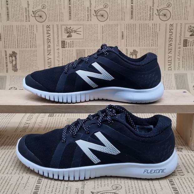 뉴발란스 WX615 여성운동화235 