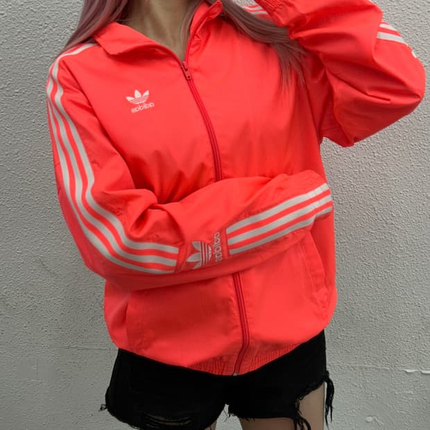 아디다스 형광 화이트라인 바람막이 M