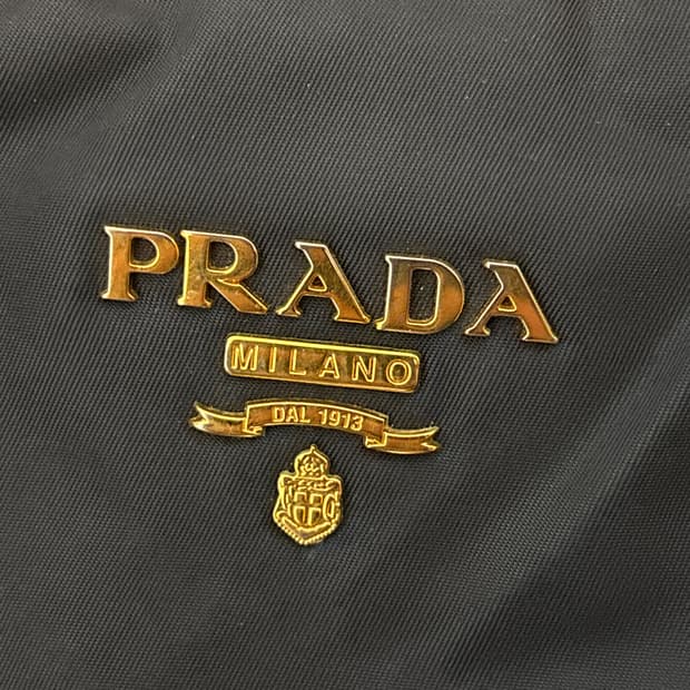 10‘s Prada back