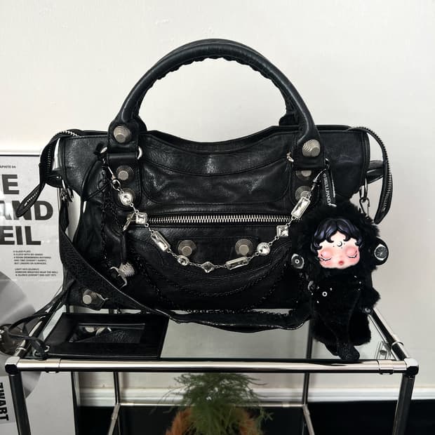 발렌시아가 모터백