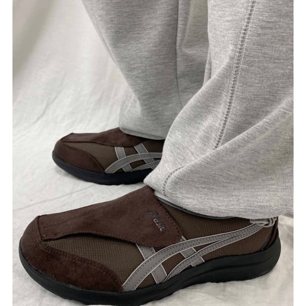 아식스 라이프워커 250