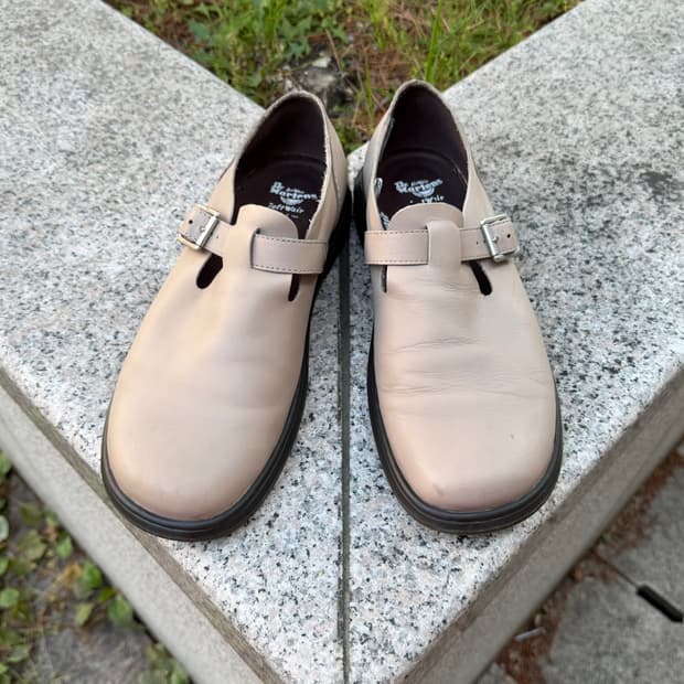 Dr.Martens 닥터마틴 페트리샤 레더