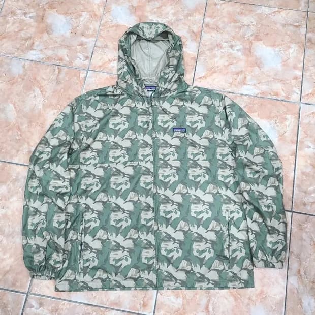 파타고니아 카모패턴 바람막이