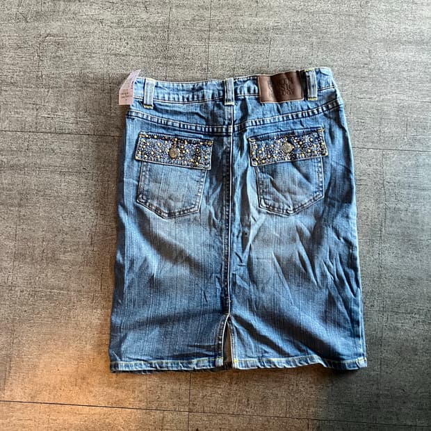 일본빈티지 Earthmusic 핀터깔y2k 보헤미안웨스턴 비즈 미디스커트