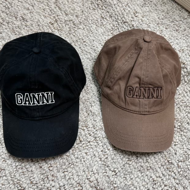 GANNI 볼캡 블랙/브라운 일괄