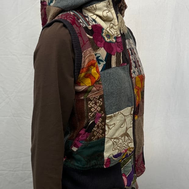 amina 패치워크 후드 베스트 에스닉