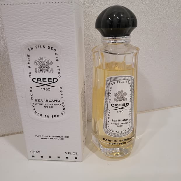 창문을 열면 지중해가 펼쳐지는 마법, 크리드 '씨 아일랜드' 홈 퍼퓸