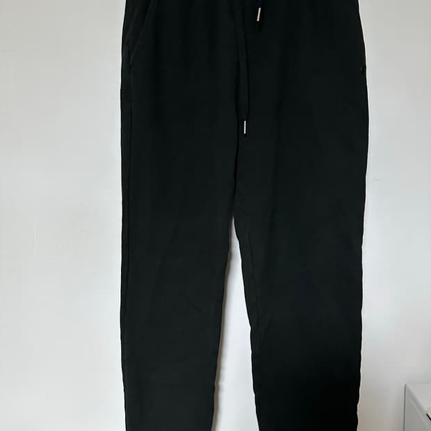 검정색 트레이닝 조거 팬츠