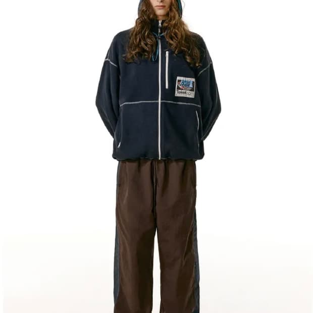 [L] 테켓 징글 월드 트랙팬츠 브라운