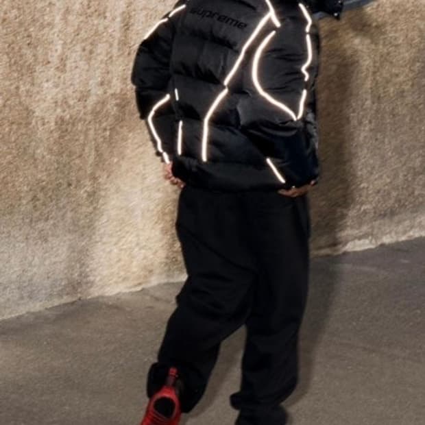 슈프림조던 퍼퍼자켓 블랙M