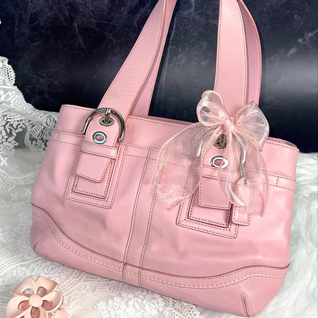 Rare Coach Baby Pink Leather Buckle Tote